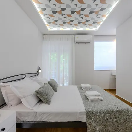 Cozy Corner * Retimno